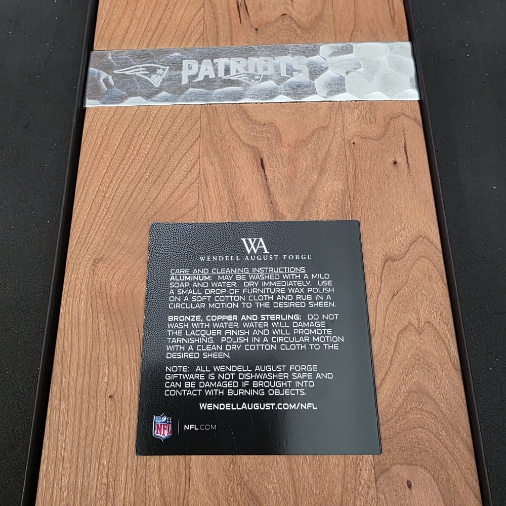 Patriots - Picture 4 of 5